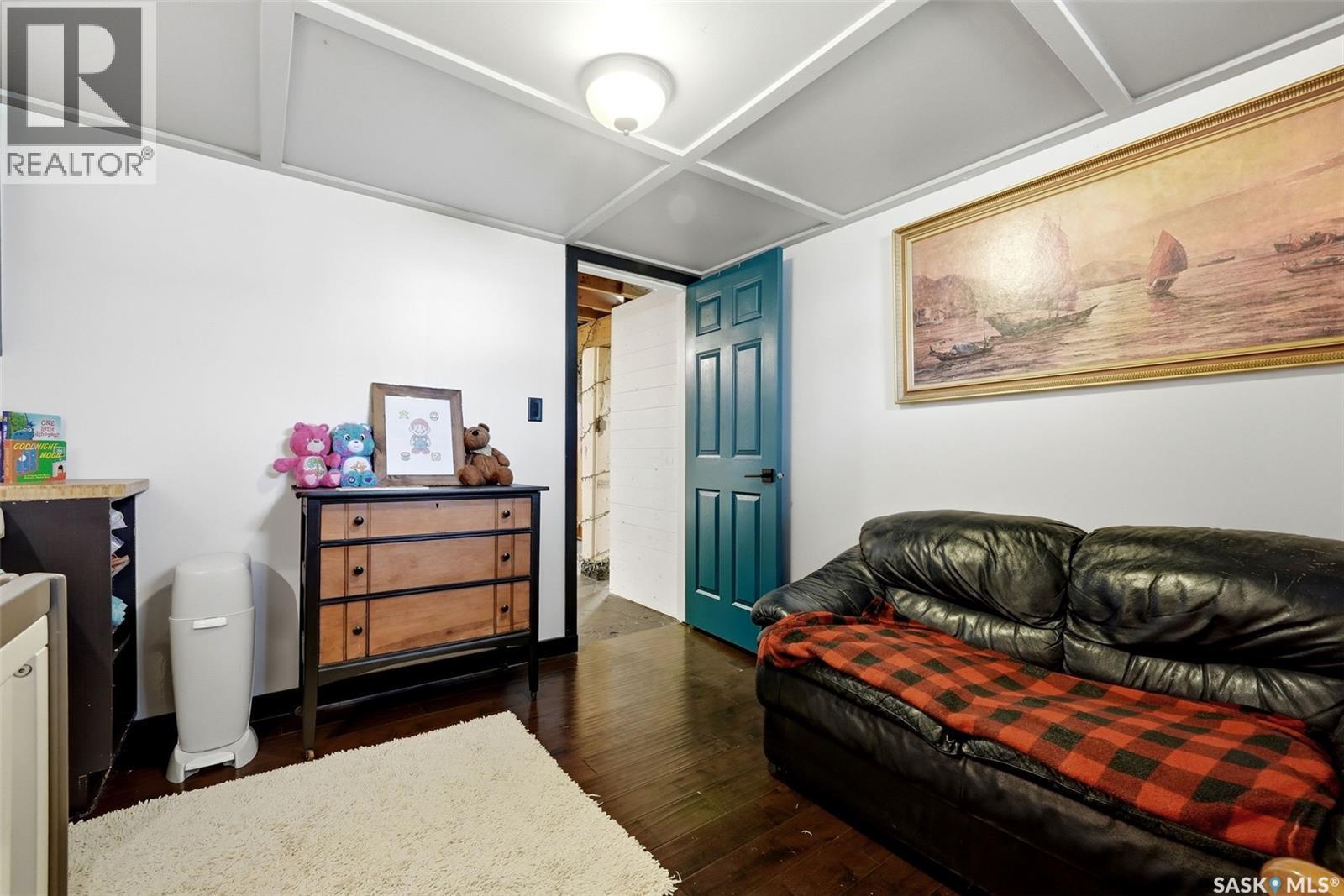 2803 McTavish STREET - 26