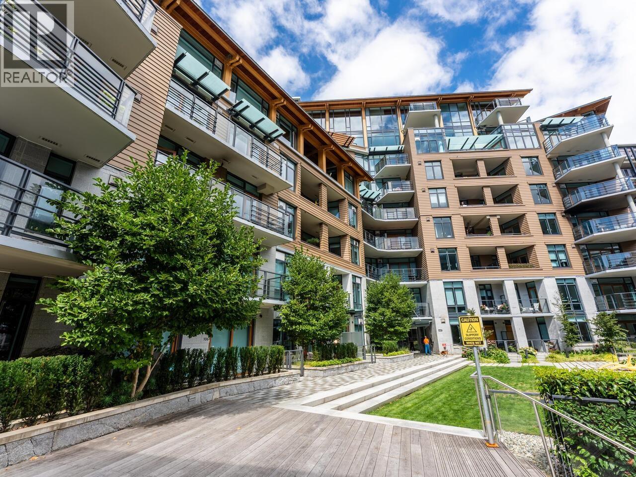 405 6687 NELSON AVENUE, West Vancouver
