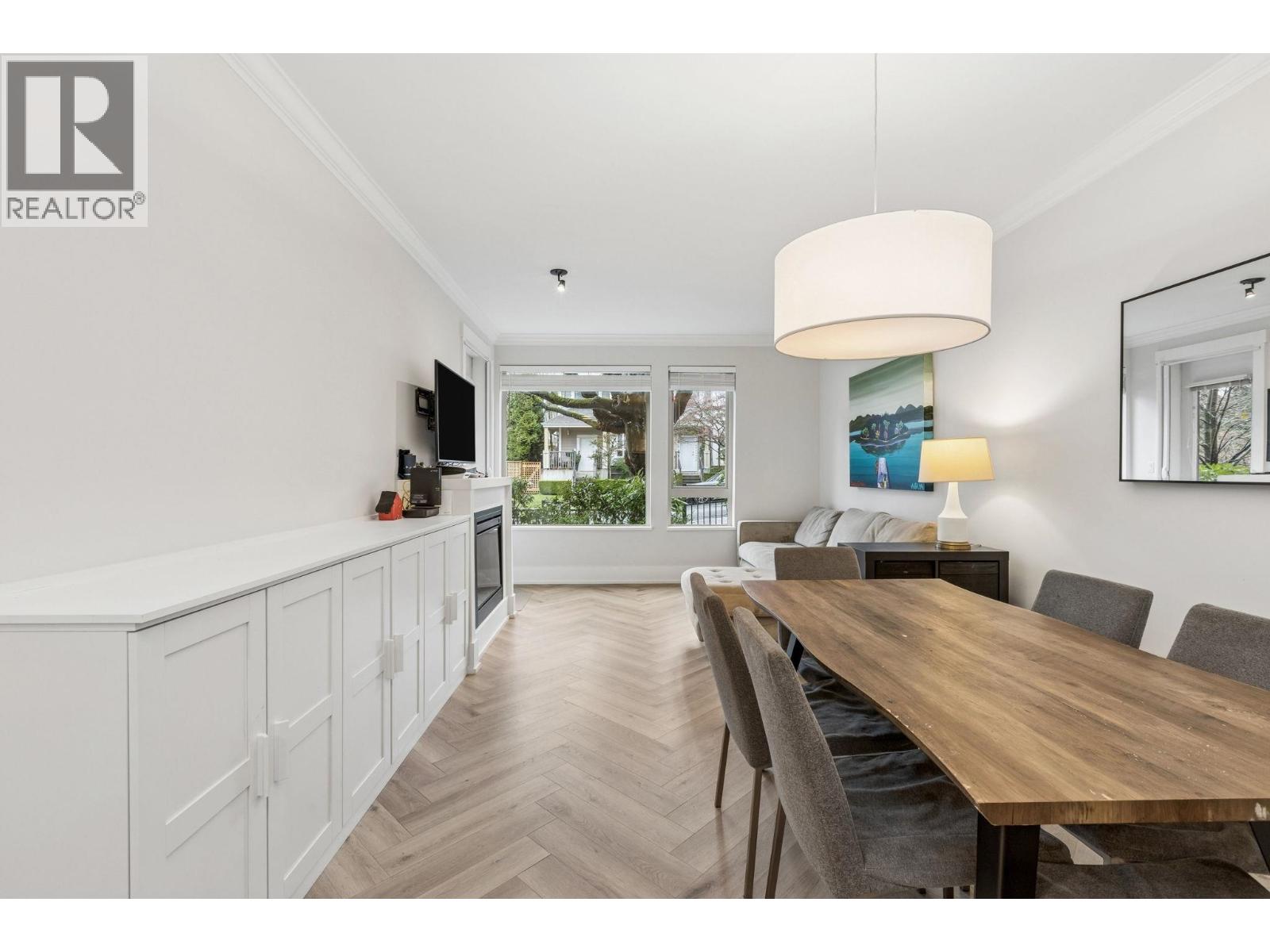 107 159 W 22ND STREET, North Vancouver