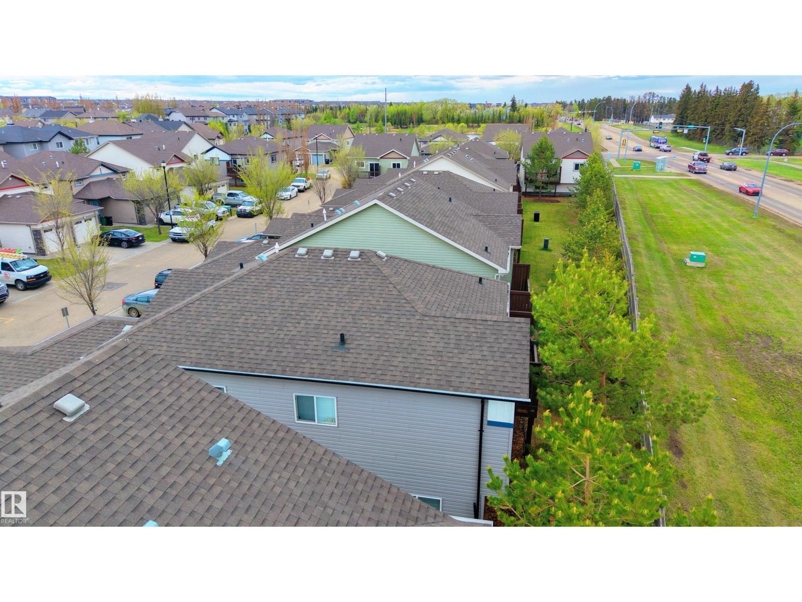 #23 6520 2 AV SW - 31