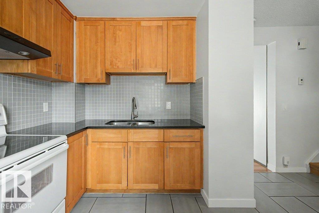 #41 9619 180 ST NW - 10