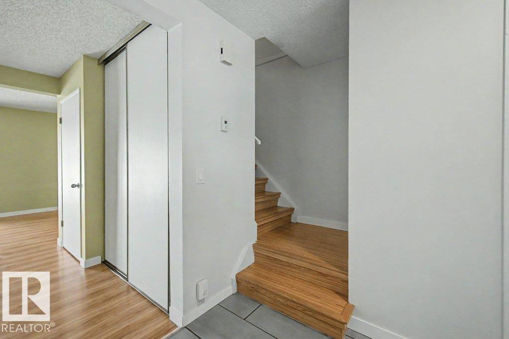 #41 9619 180 ST NW - 17