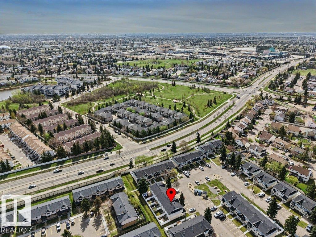 #41 9619 180 ST NW - 32