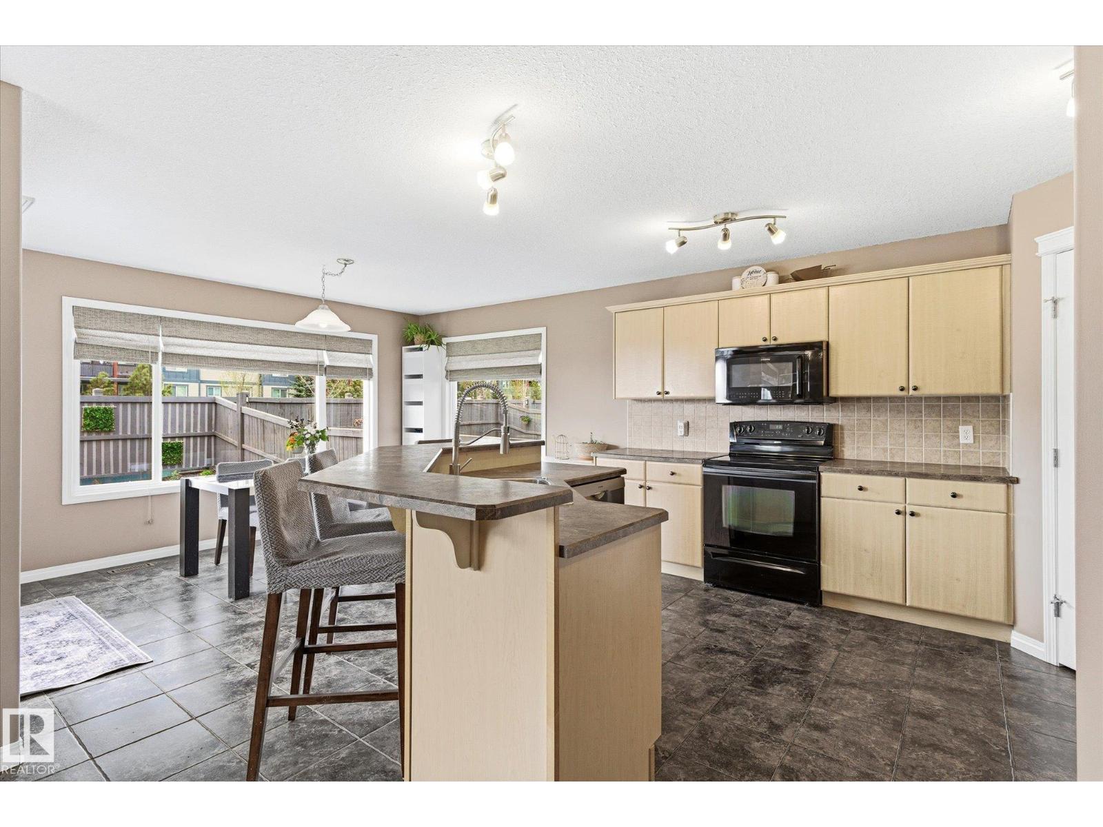 16308 49 ST NW - 12