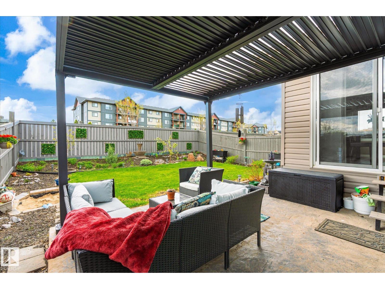 16308 49 ST NW - 42