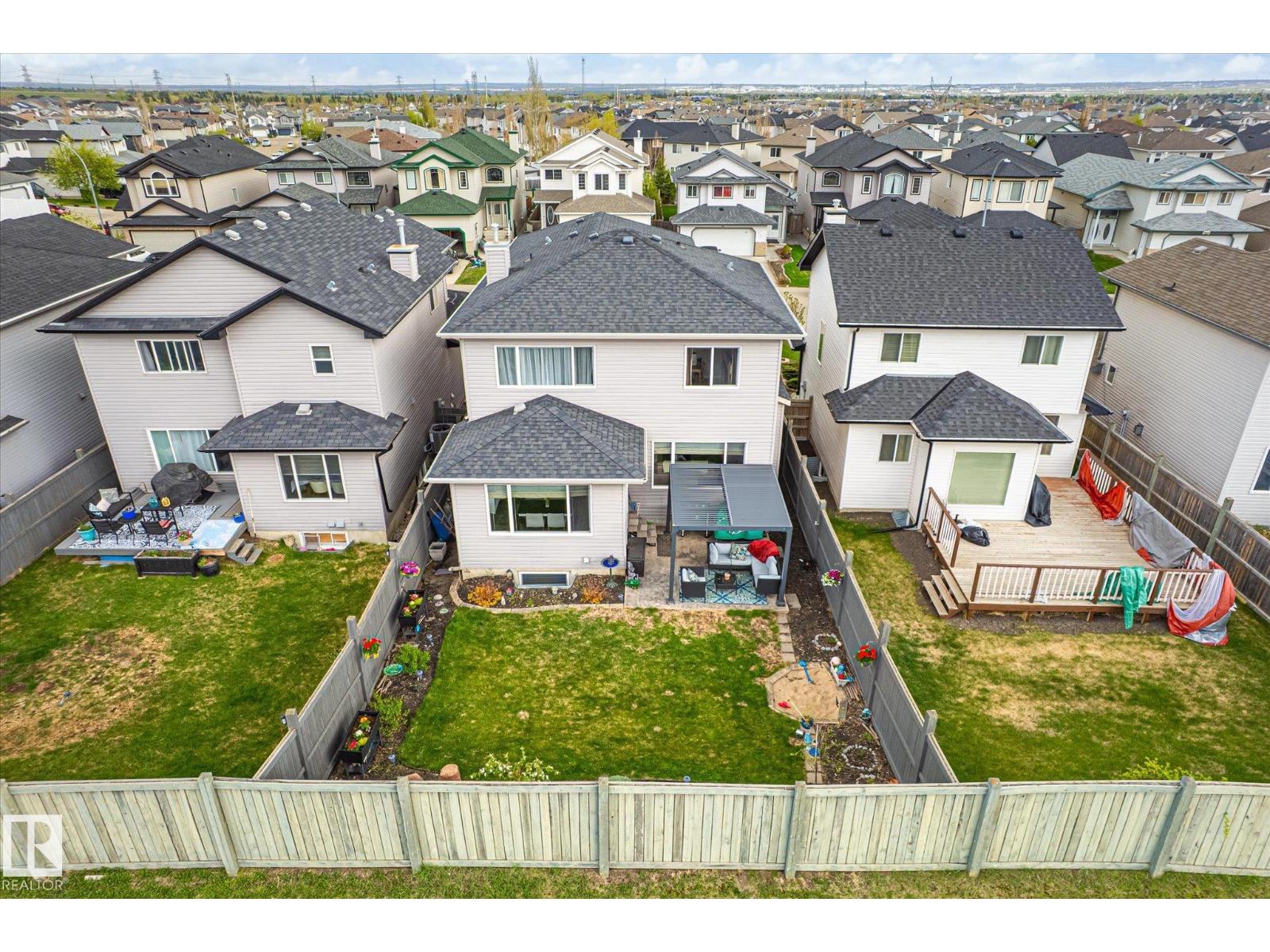 16308 49 ST NW - 44