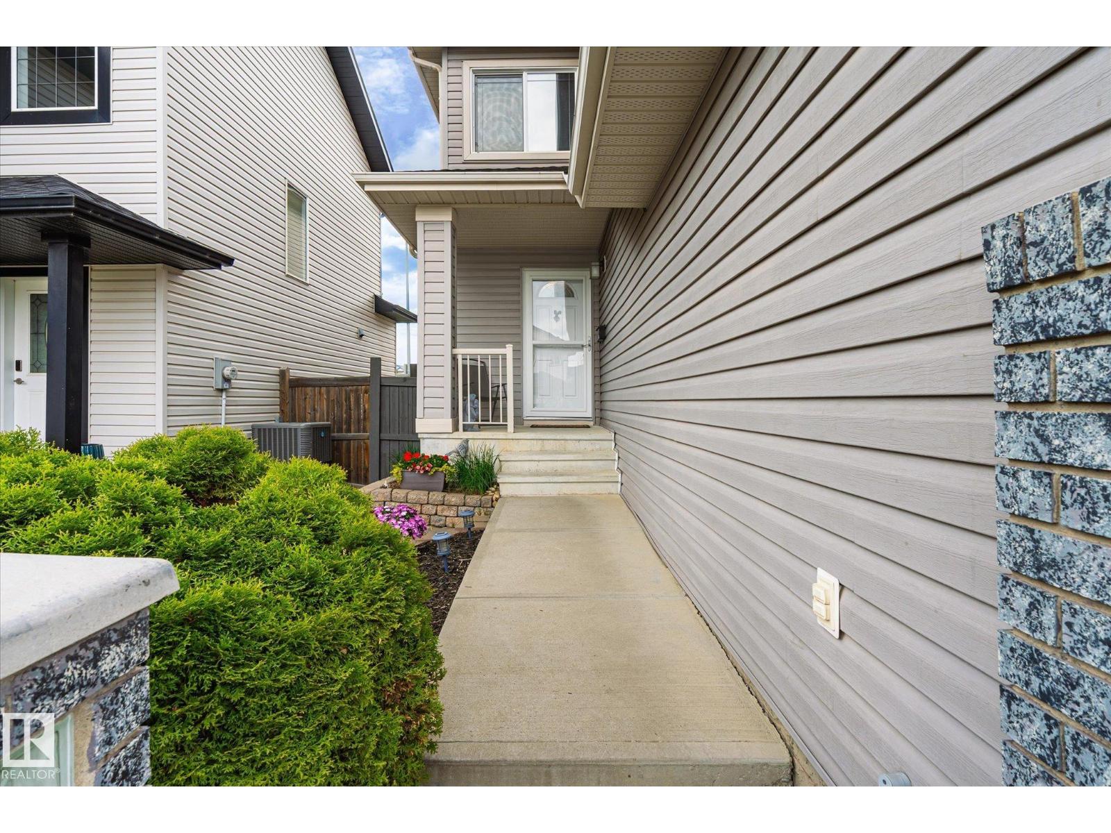 16308 49 ST NW - 5