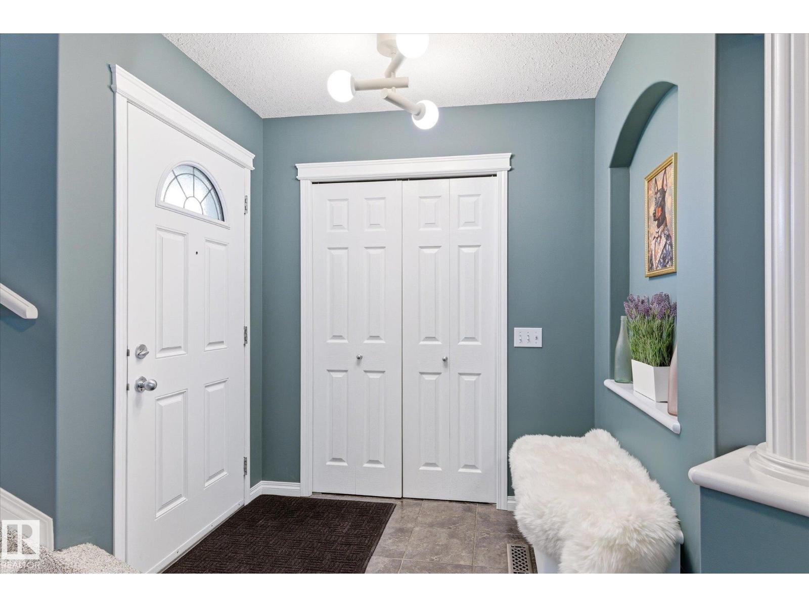 16308 49 ST NW - 7