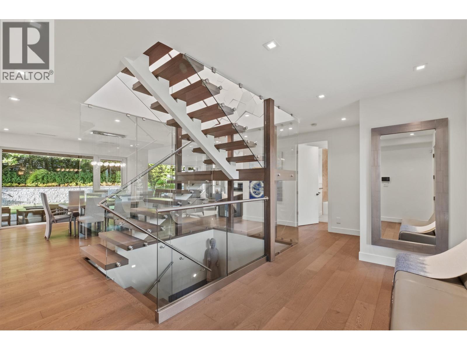 920 MELBOURNE AVENUE, North Vancouver