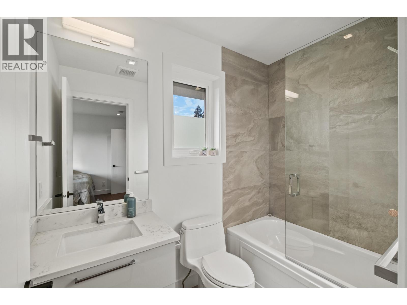 920 MELBOURNE AVENUE, North Vancouver