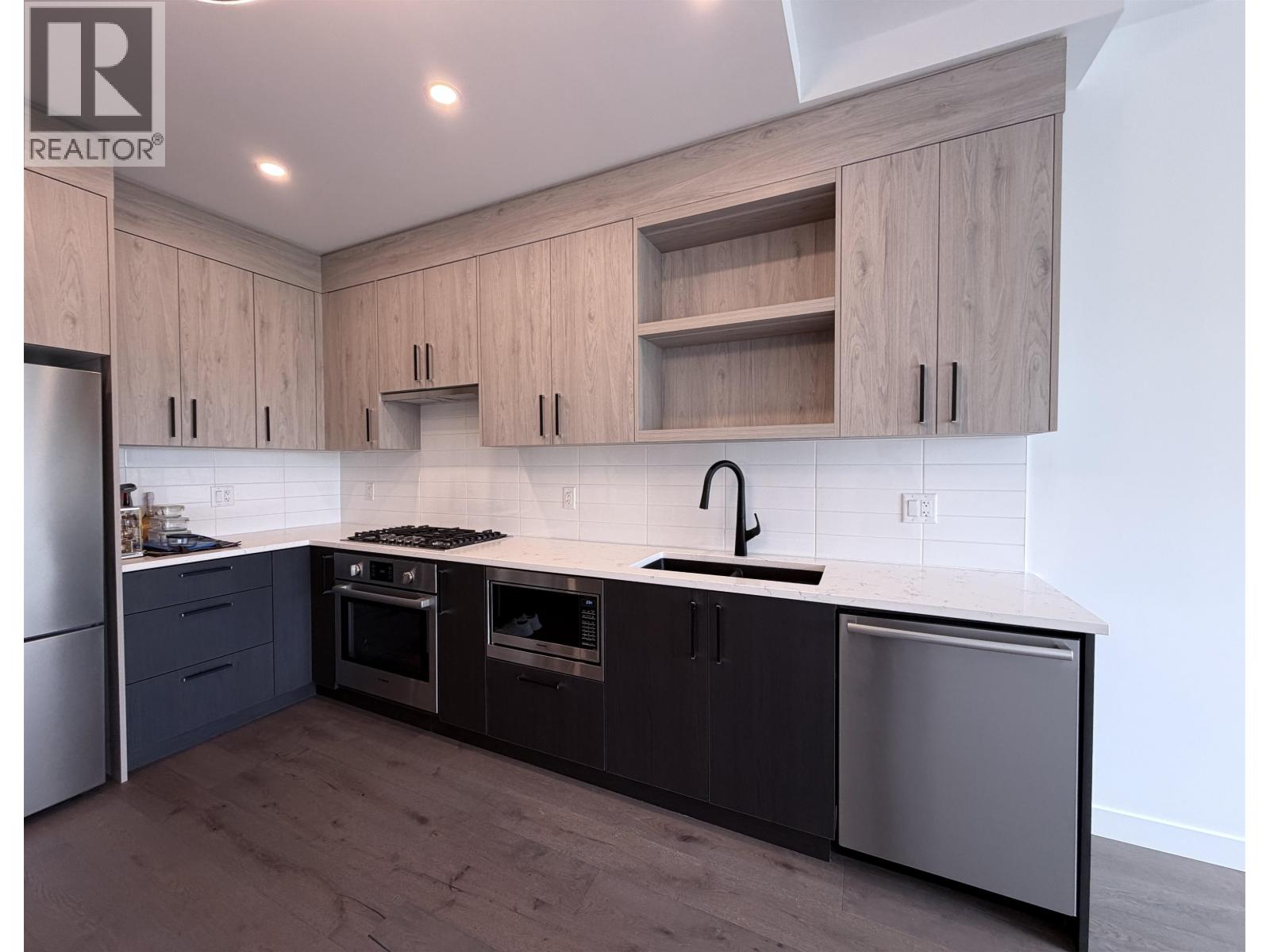 506 6859 CAMBIE Street - photo 2