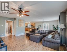 2095 Pass Creek Road, Castlegar, BC V1N4T1 Photo 27