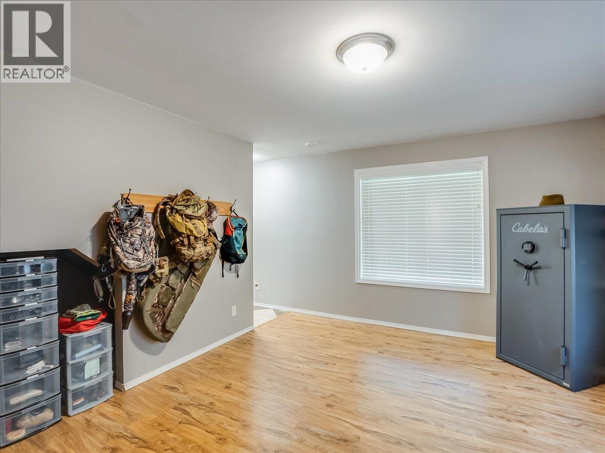 2095 Pass Creek Road, Castlegar