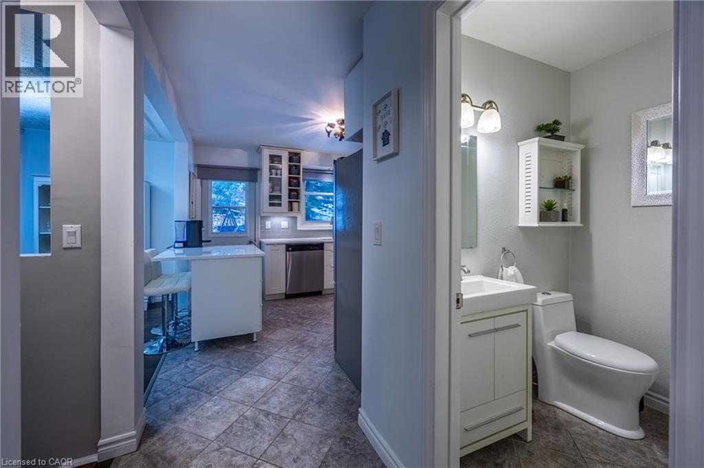 70 BERKLEY Crescent, Simcoe, Ontario, N3Y2K5 — Photo 5