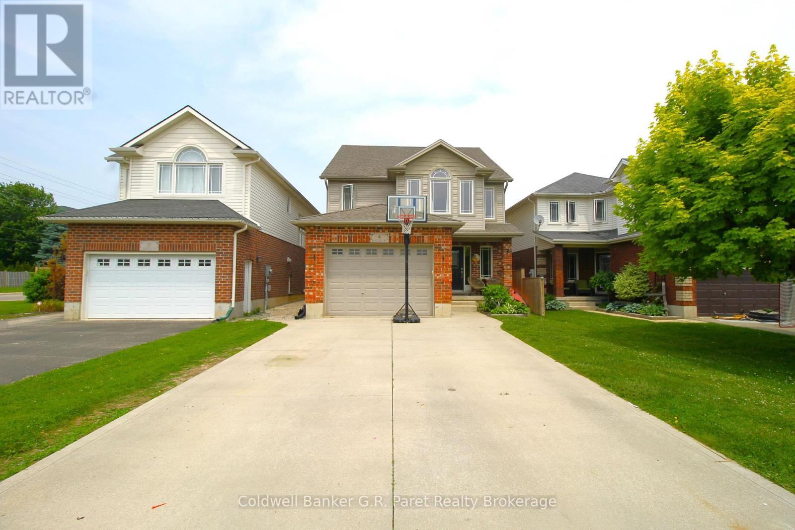 4 LANGRELL AVENUE - 1