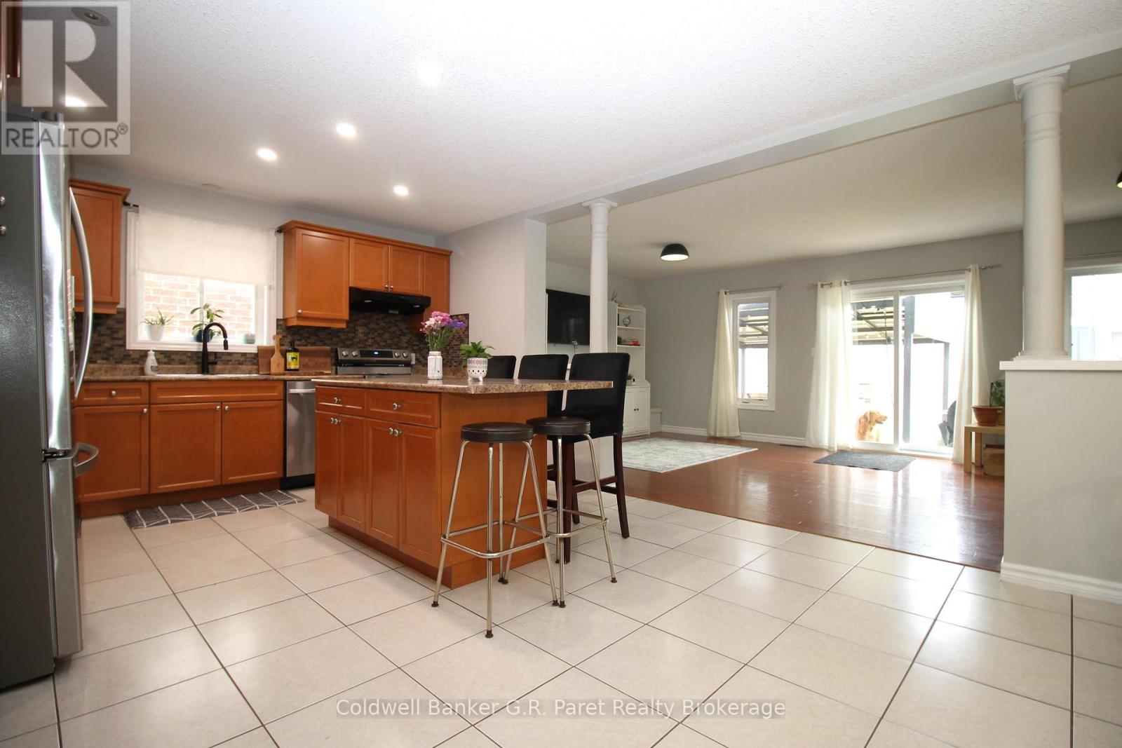 4 LANGRELL AVENUE - 4