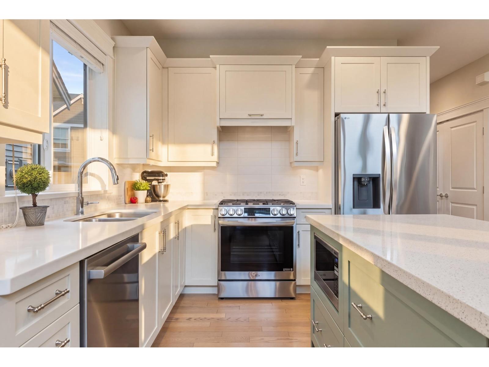 33 7891 211 STREET, Langley