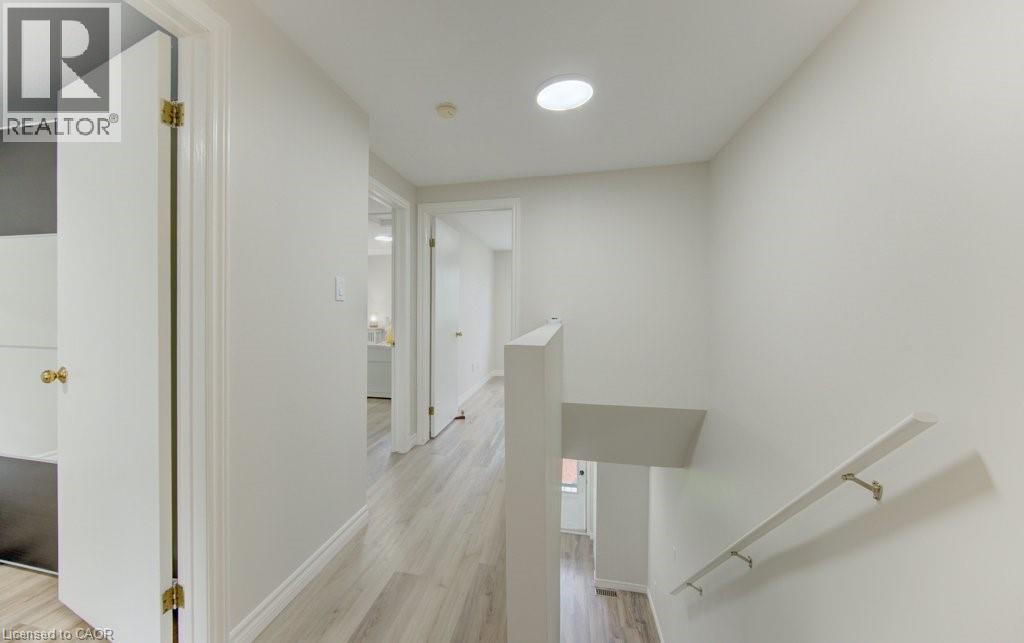 455 BOETTGER Place, Waterloo, Ontario, N2K3N5 — Photo 35