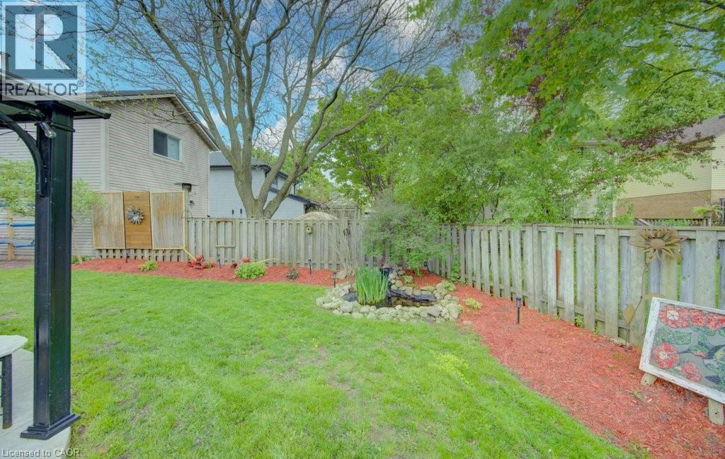 455 BOETTGER Place, Waterloo, Ontario, N2K3N5 — Photo 4