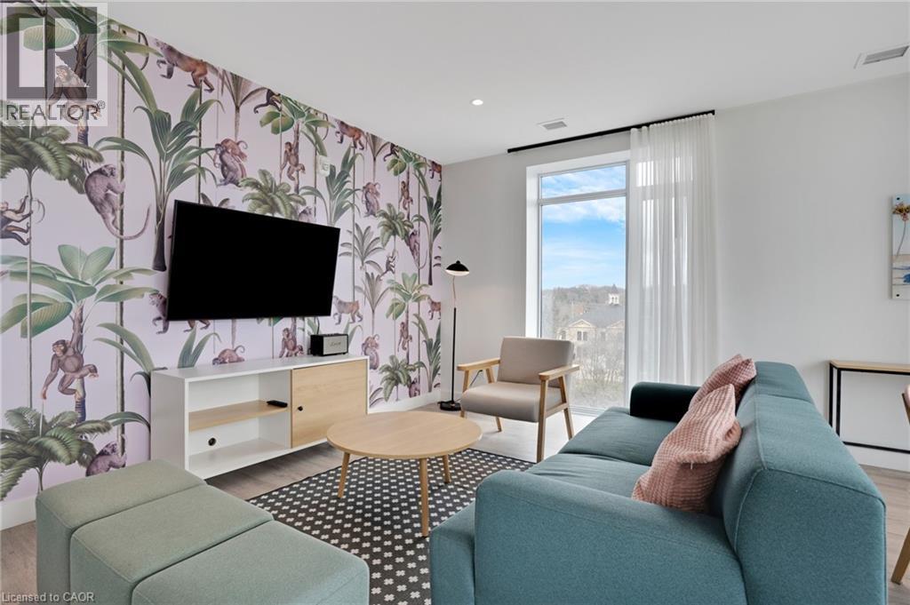 #802 15 GLEBE Street - 34