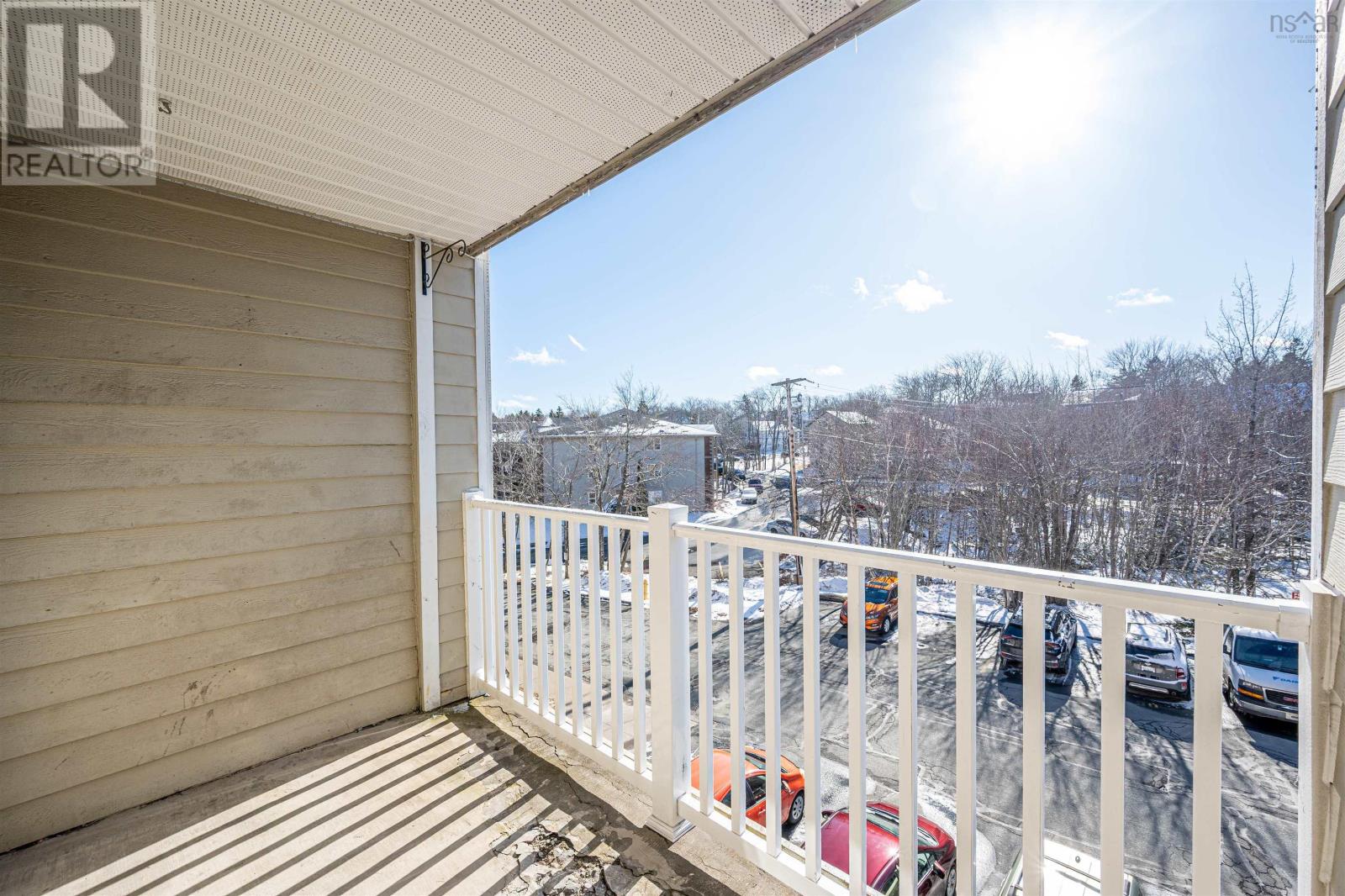 #314 15 Langbrea Drive - 28