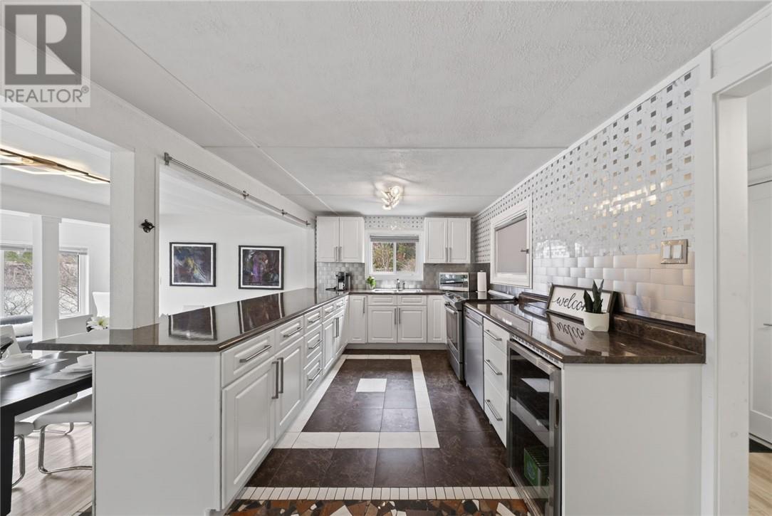 2113 Sunnyside Road - Image 16