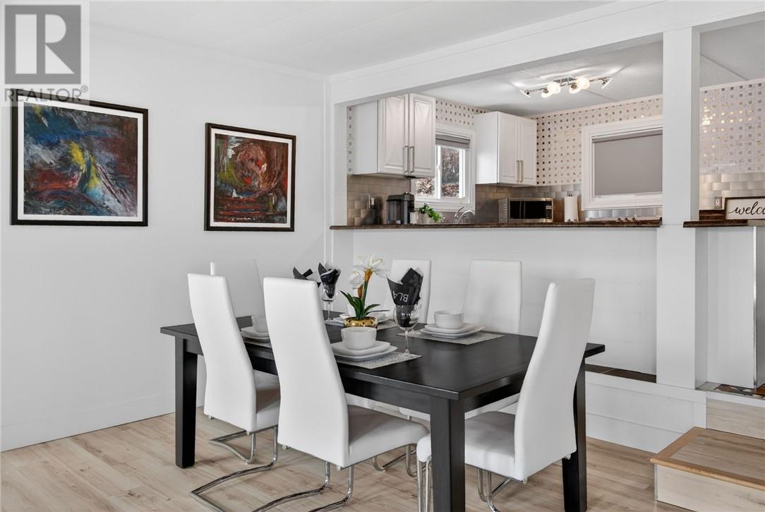 2113 Sunnyside Road - 21
