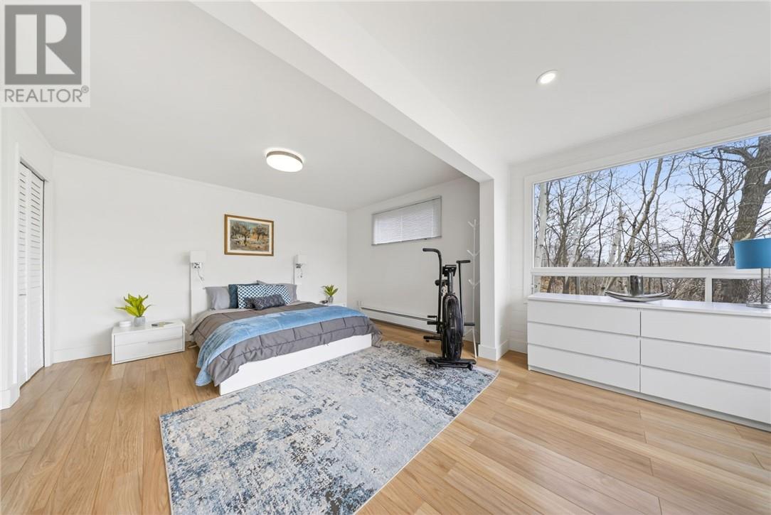 2113 Sunnyside Road - 84