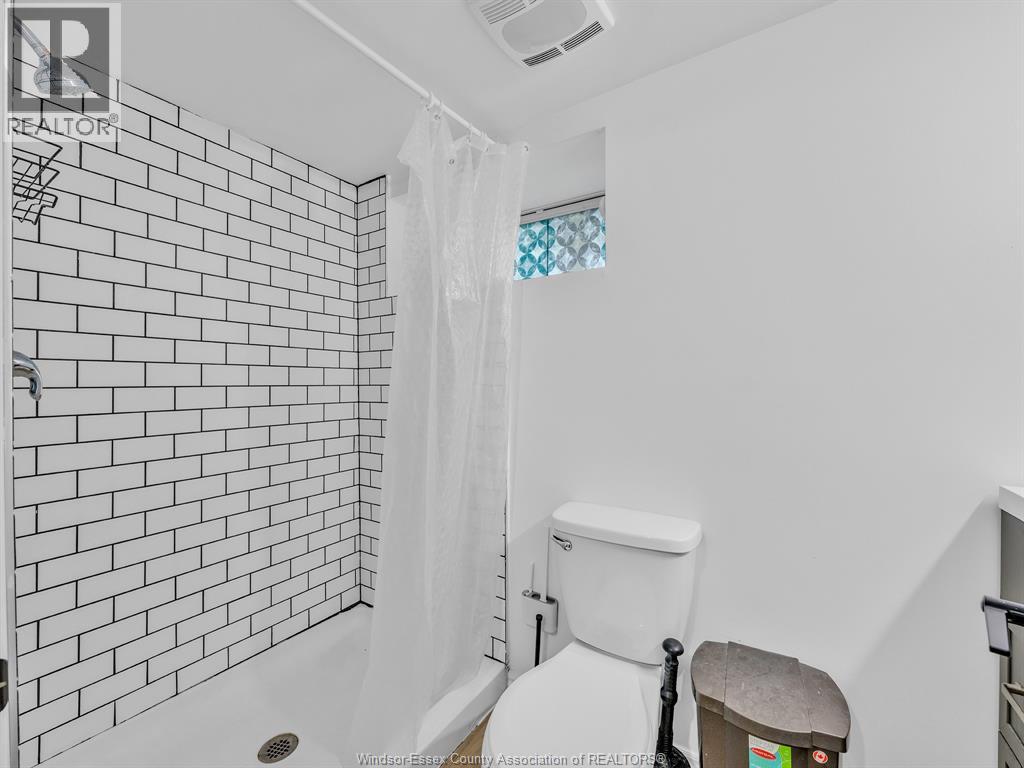 828 Lincoln, Windsor, Ontario, N8Y2H1 — Photo 31