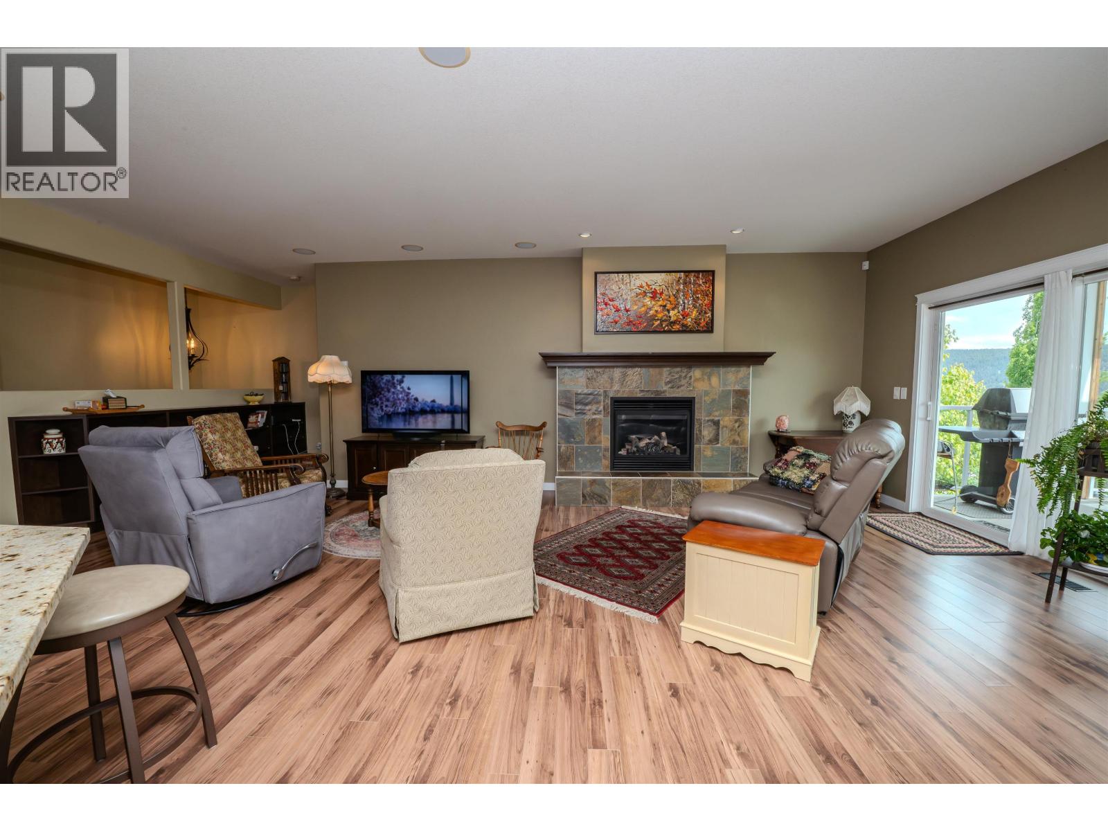 134 EAGLE CRESCENT - 10