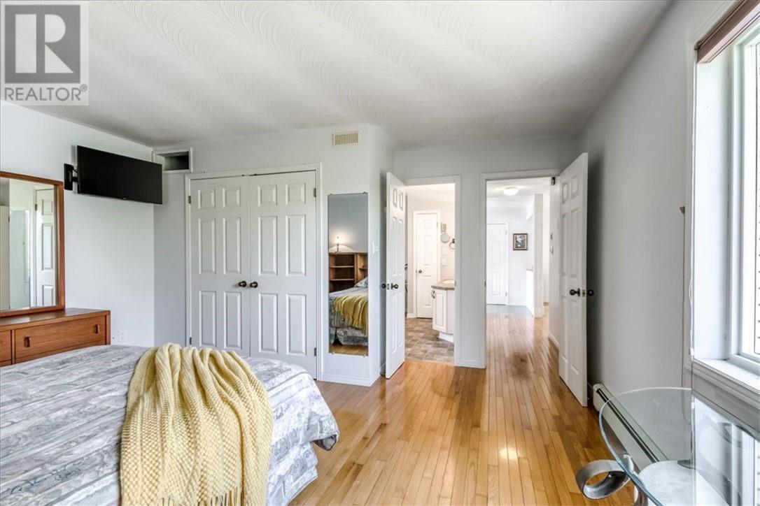 65 Frenchman Lake Road S - 16