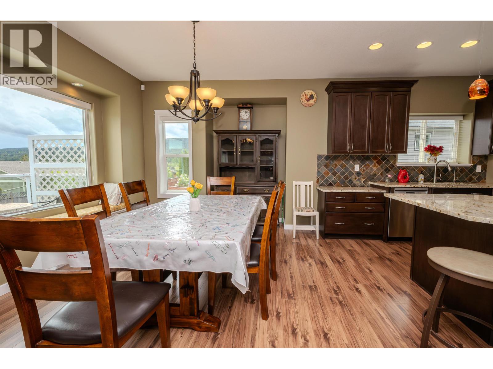 134 EAGLE CRESCENT - 12
