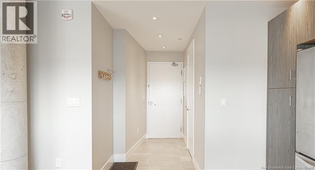 #704 55 Queen Street - Image 3