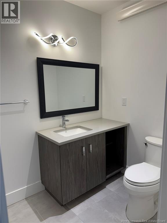 #704 55 Queen Street - 10