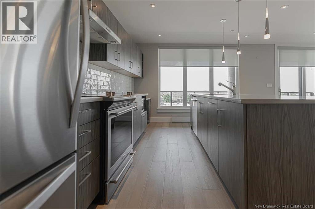 #704 55 Queen Street - 6