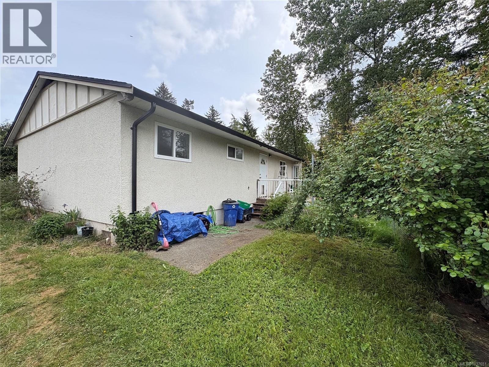 295 Centennial Dr - Image 2