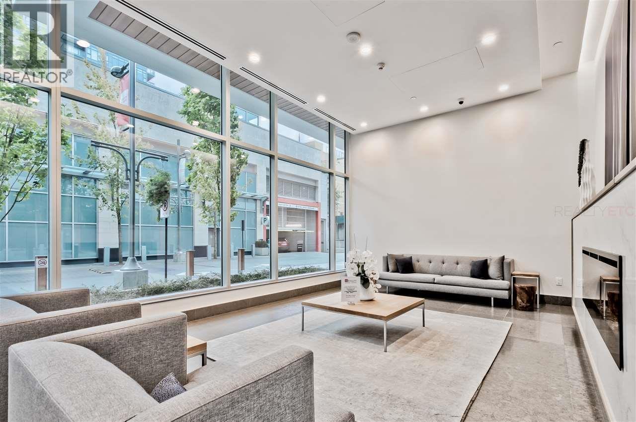 3809 4670 ASSEMBLY WAY — photo 3