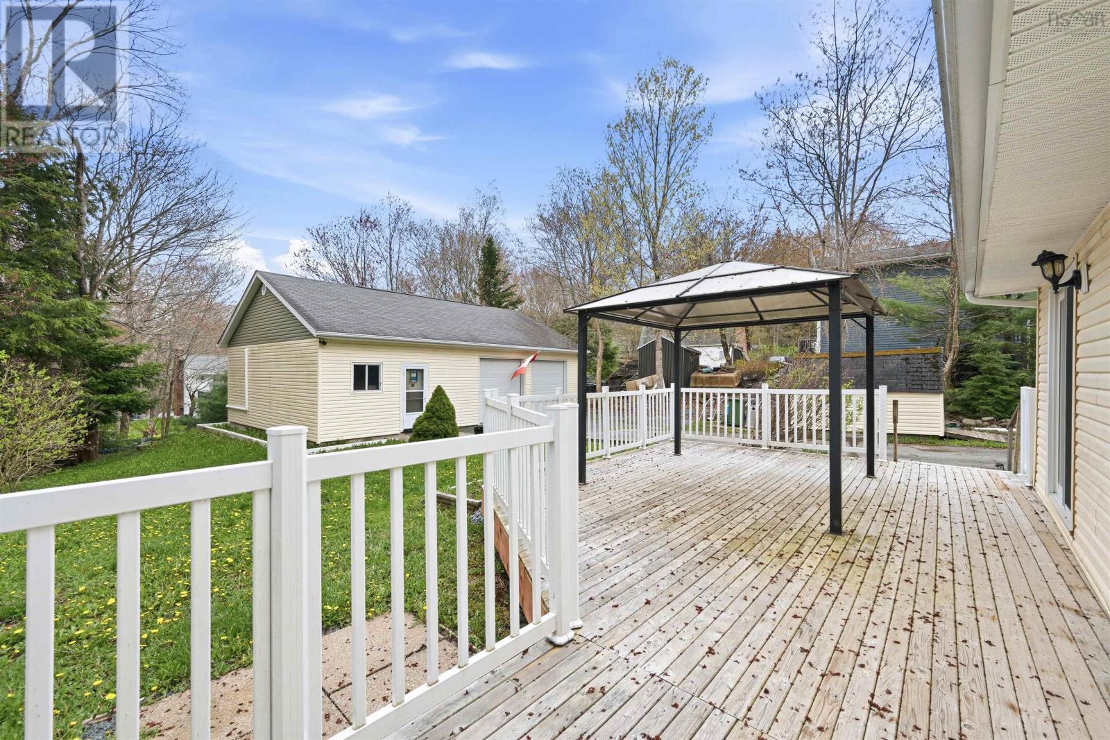 Property 20 of 40 of 81 Armanda Crescent