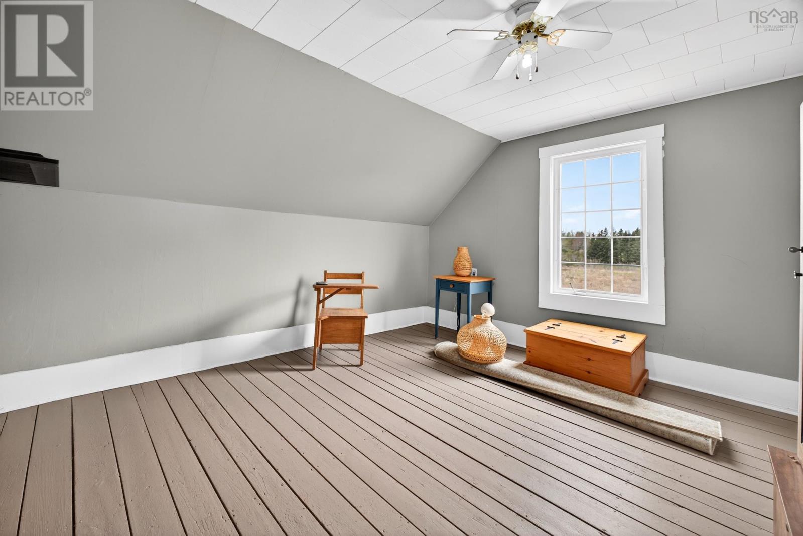 Property 30 of 49 of 87 MAPLE Avenue