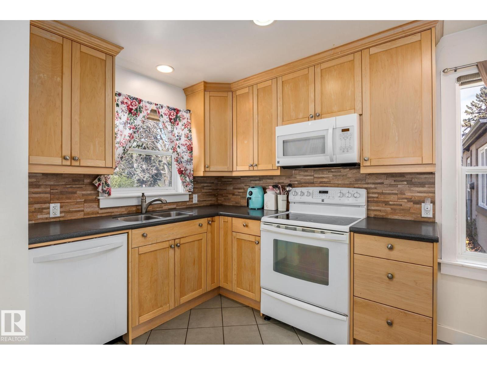 12323 104 ST NW - 14