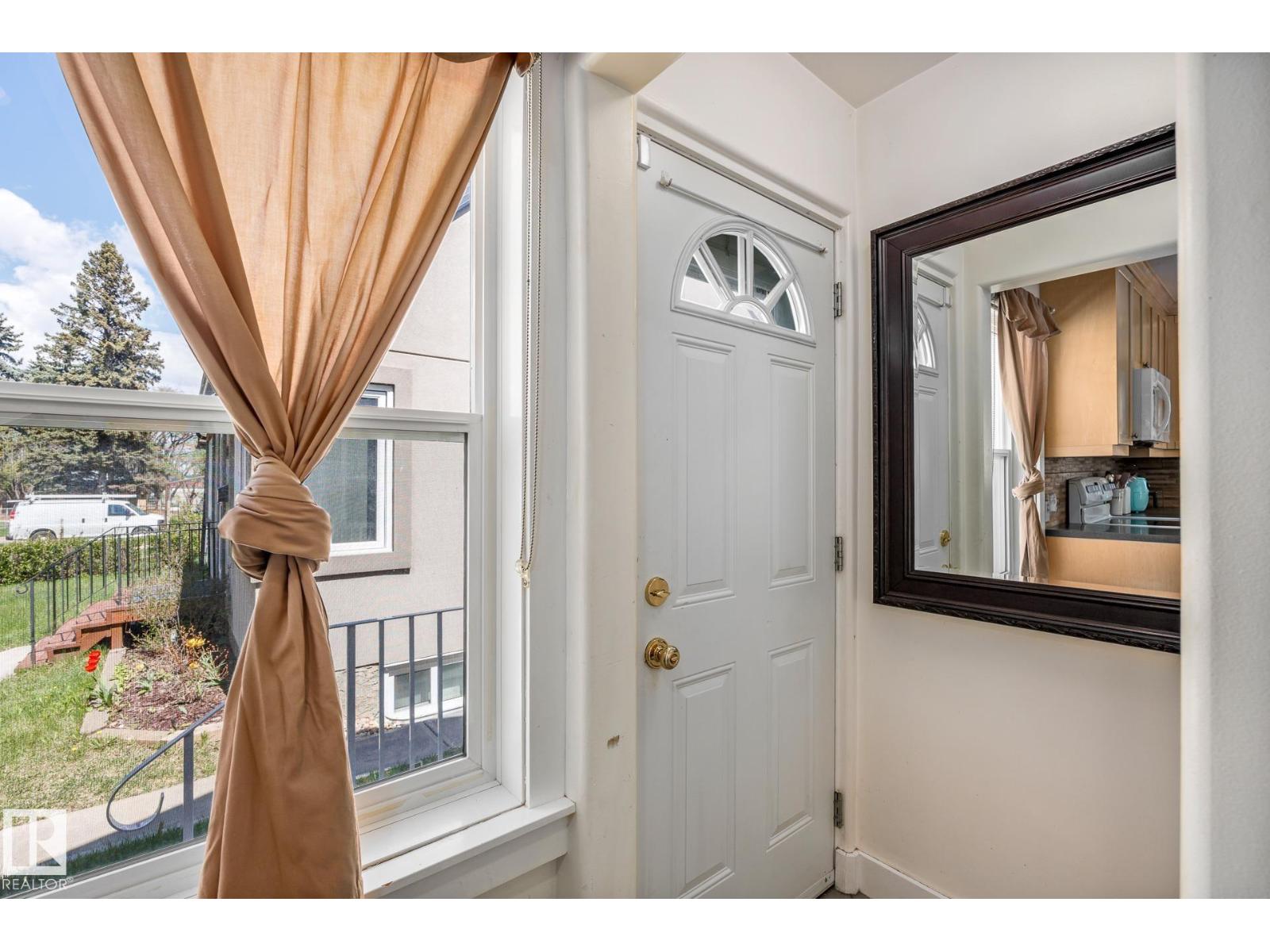 12323 104 ST NW - 27