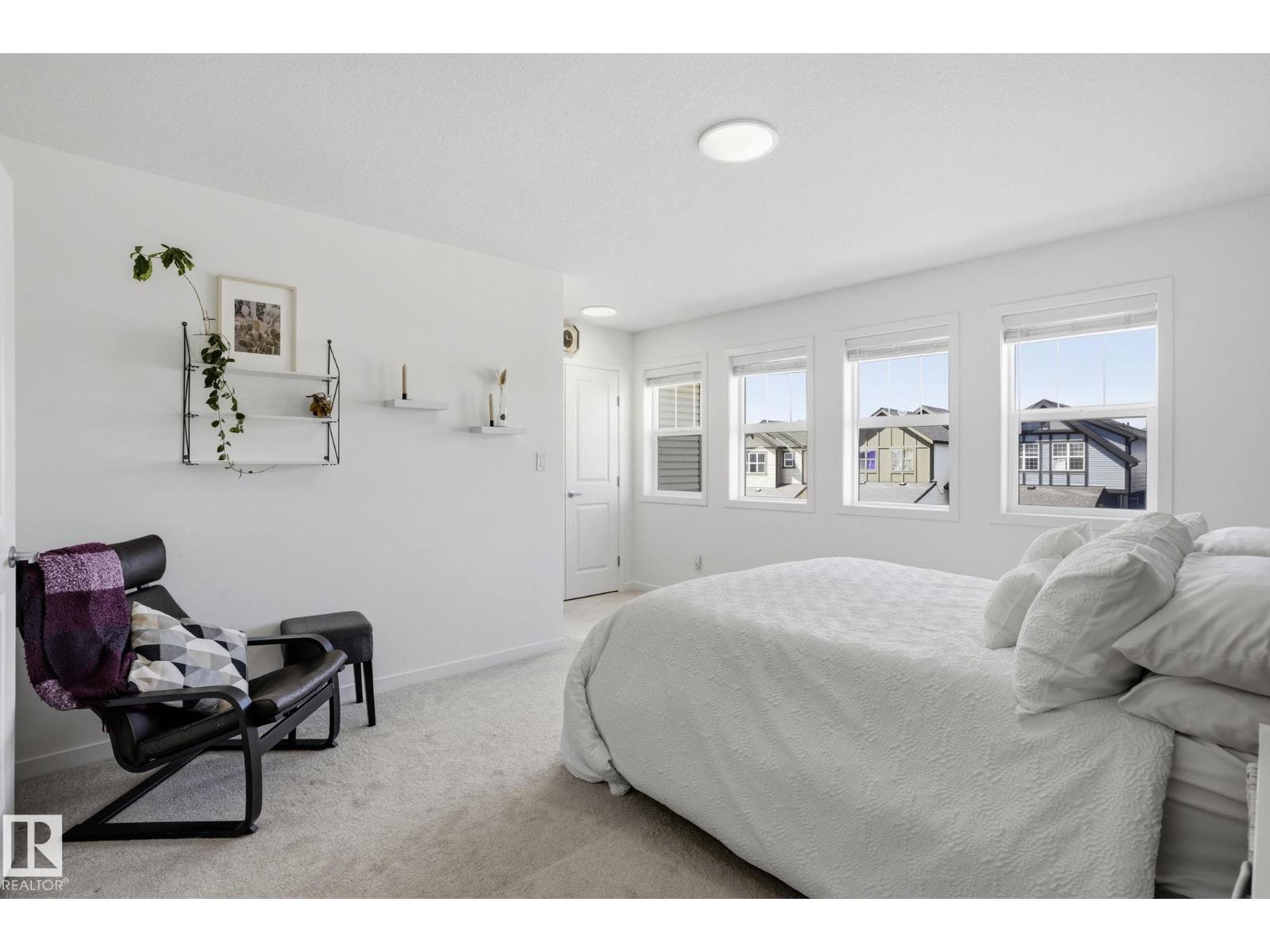 9495 228 ST NW - 16