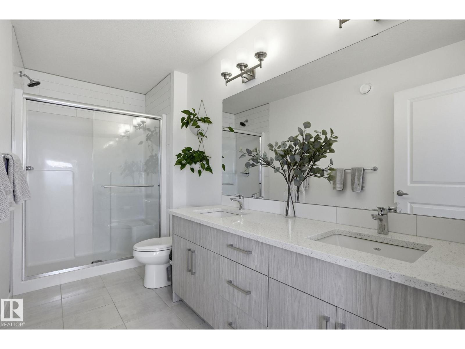 9495 228 ST NW - 19