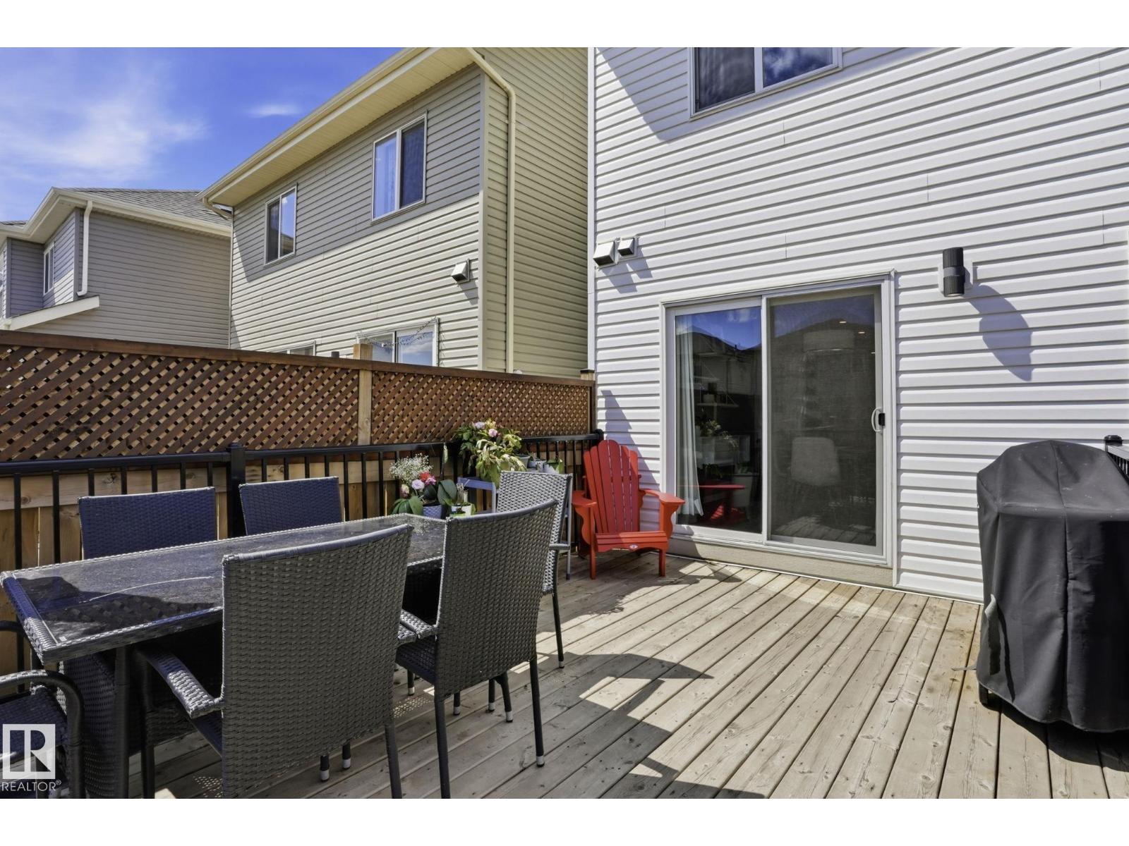 9495 228 ST NW - 32
