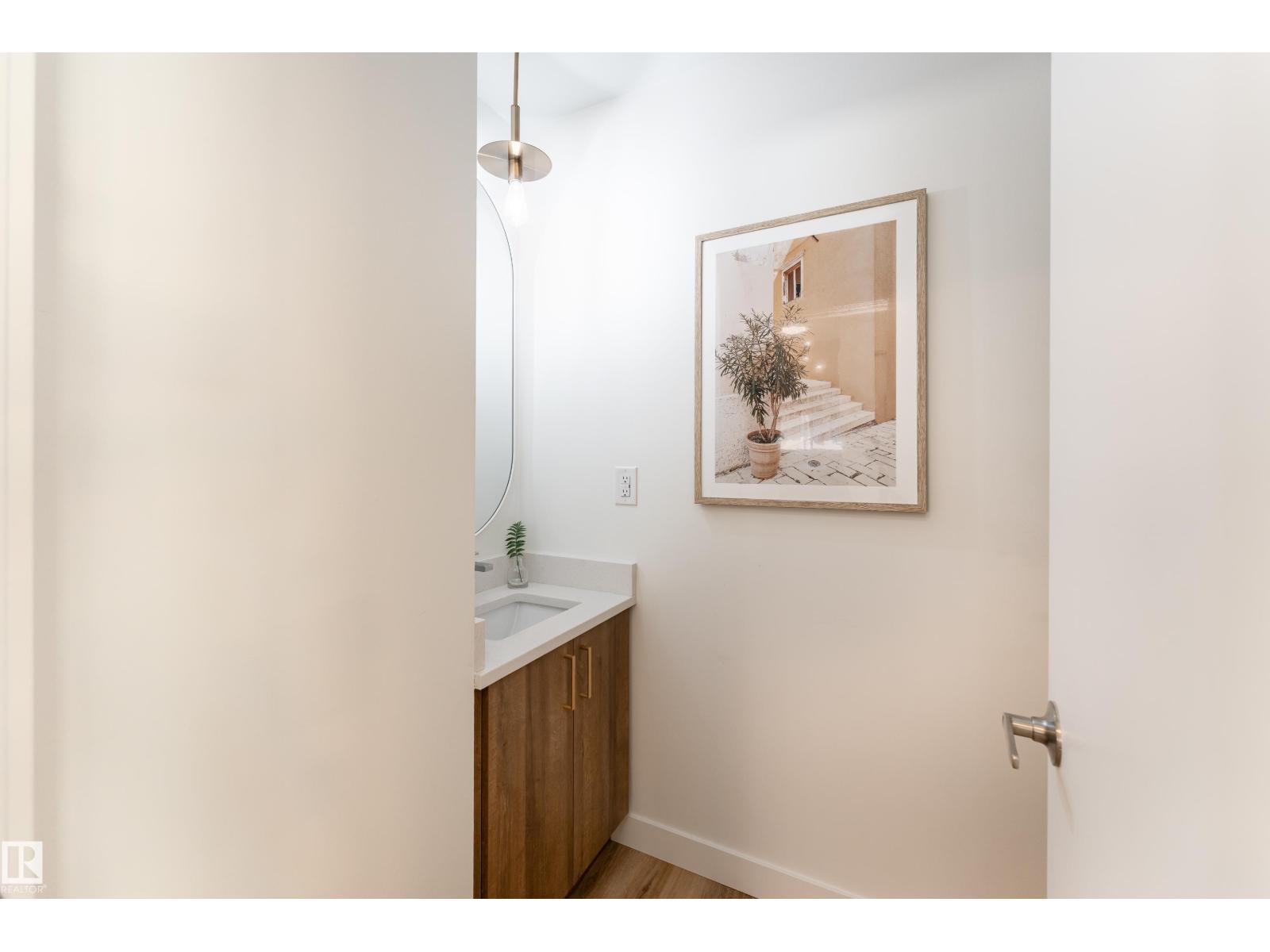 6410 187A ST NW - 20