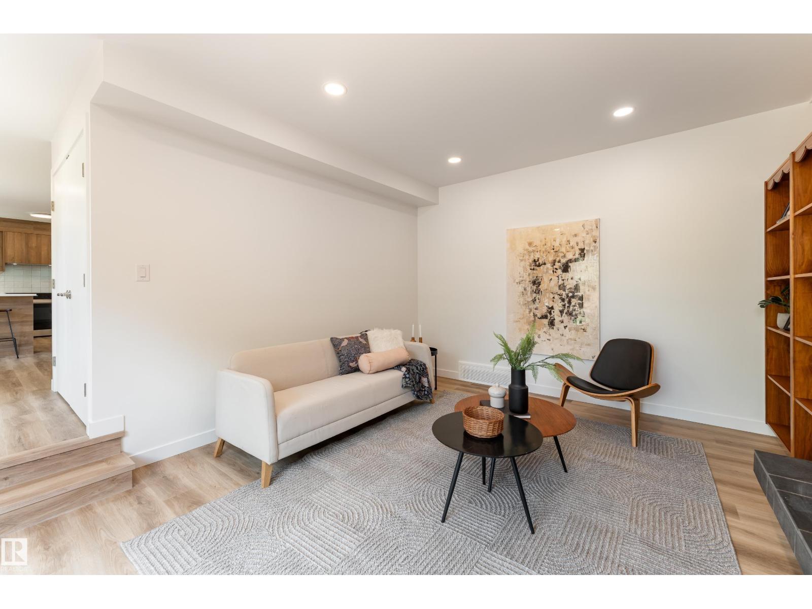 6410 187A ST NW - 25