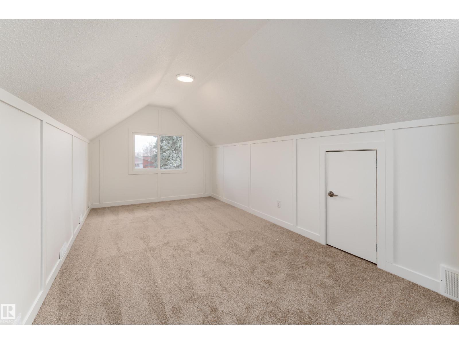 6410 187A ST NW - 39