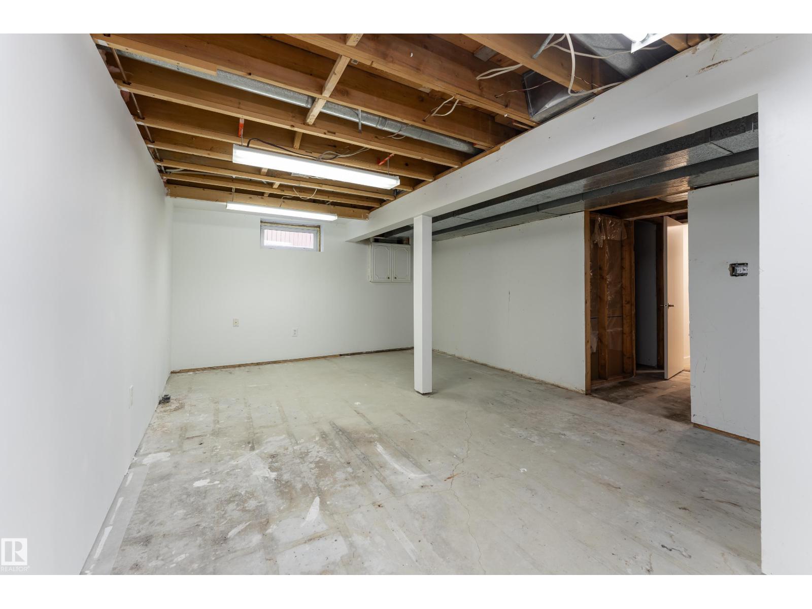 6410 187A ST NW - 44