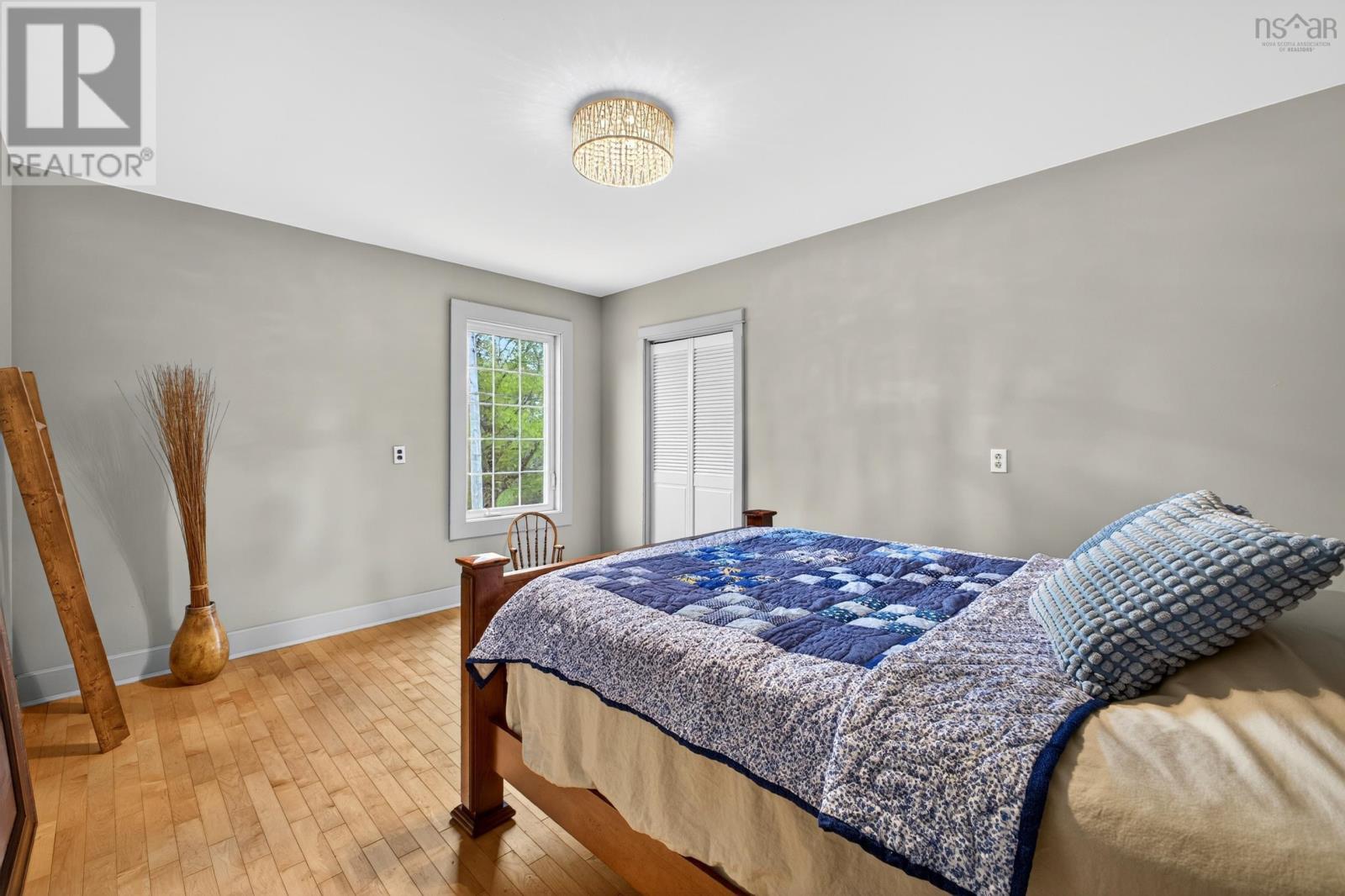Property 7 of 49 of 87 MAPLE Avenue