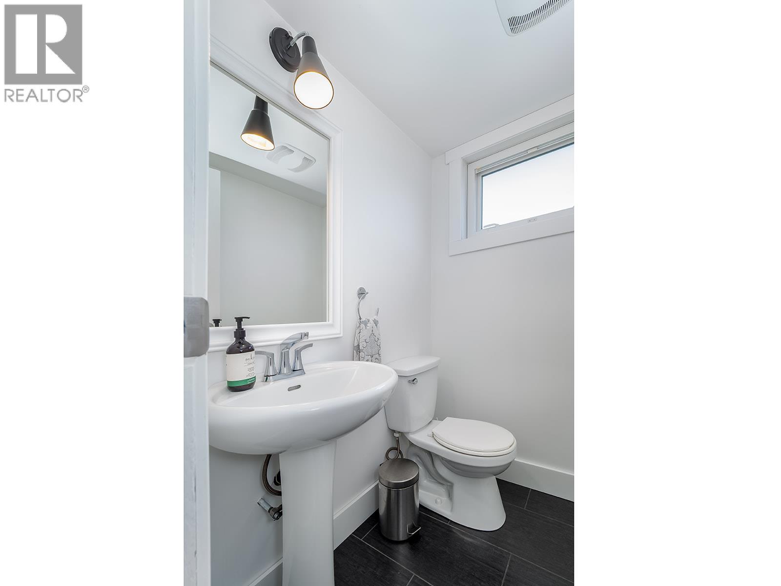 805 13TH Street - 10